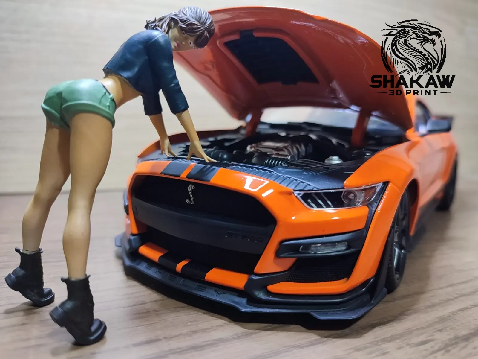 Personagem Oficina 1/18 - Modelo 07