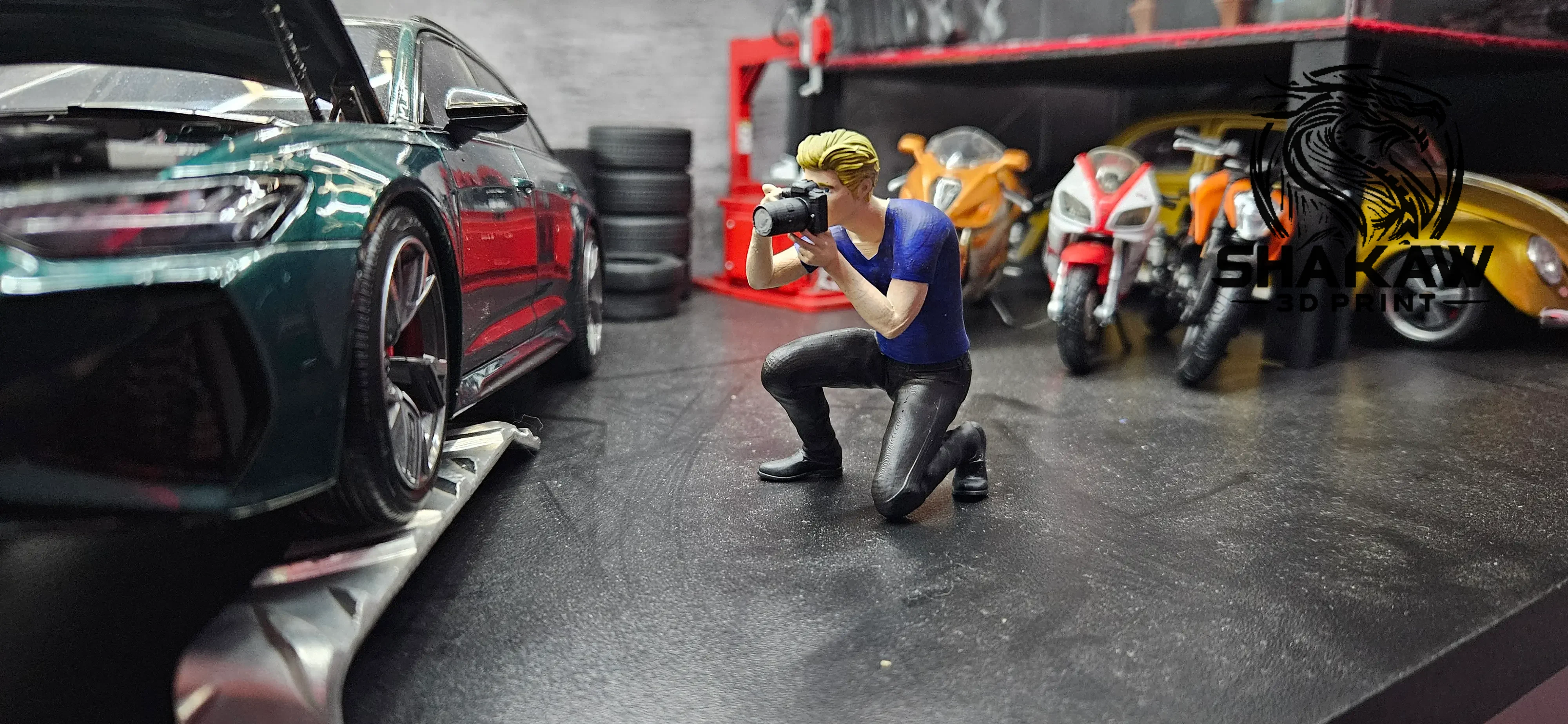 Personagem Oficina 1/18 - Modelo 36